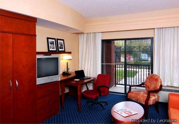 Courtyard By Marriott Knoxville Airport Alcoa Habitación foto