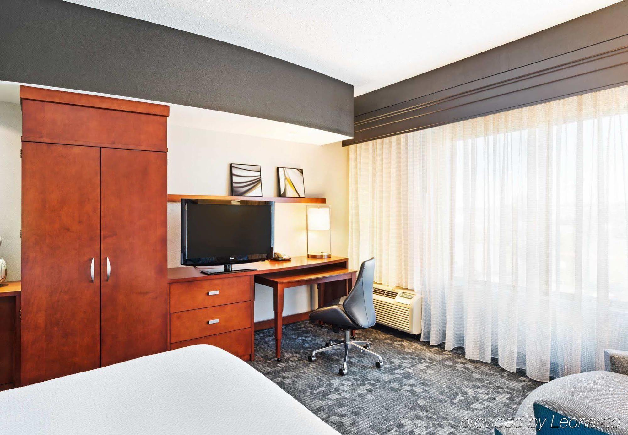 Courtyard By Marriott Knoxville Airport Alcoa Exterior foto