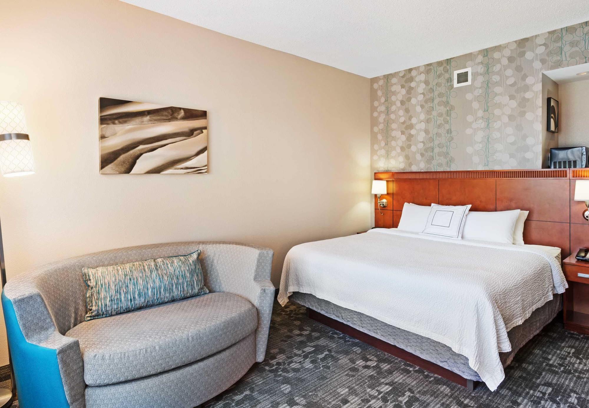 Courtyard By Marriott Knoxville Airport Alcoa Exterior foto